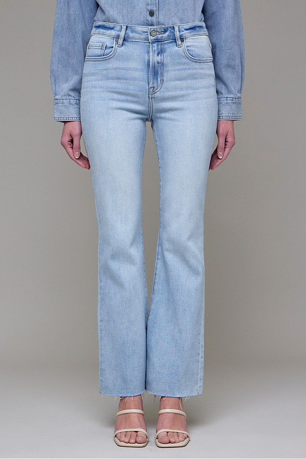Light Wash Clean Side Slit Bootcut