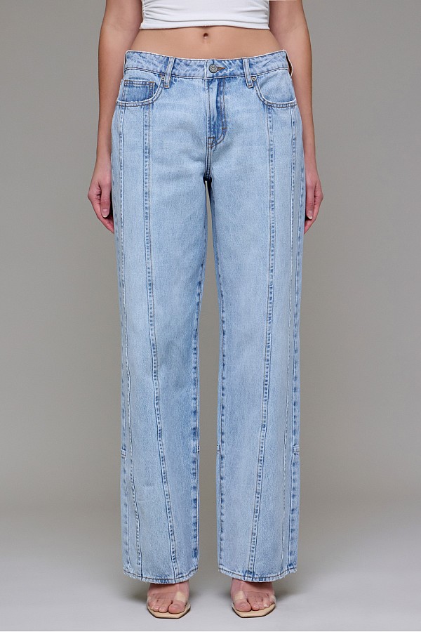 Light Wash Seamed Relaxed Dad Jean